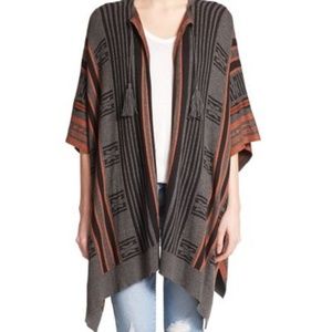 Twelth Street By Cynthia Vincent Asymetrica Poncho